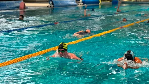 Natación